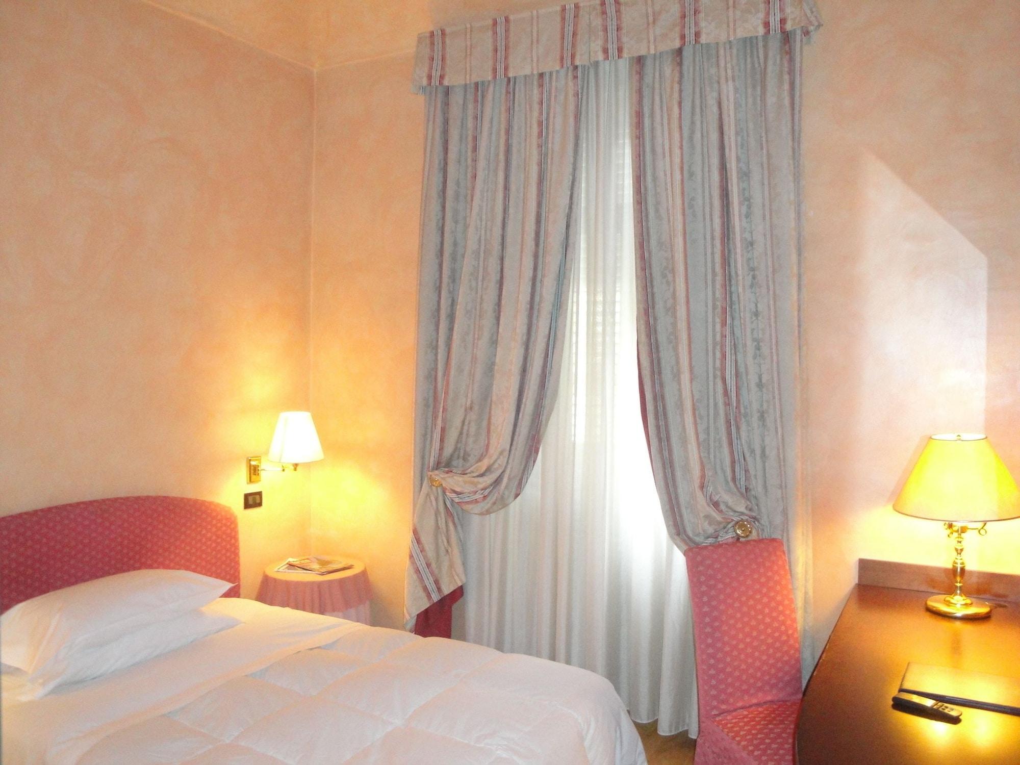 Hotel Due Mondi Τορίνο Εξωτερικό φωτογραφία